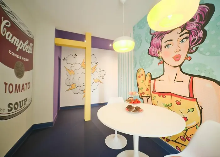 Popart Insolite Jacuzzi,Sauna & Spa Parking Free